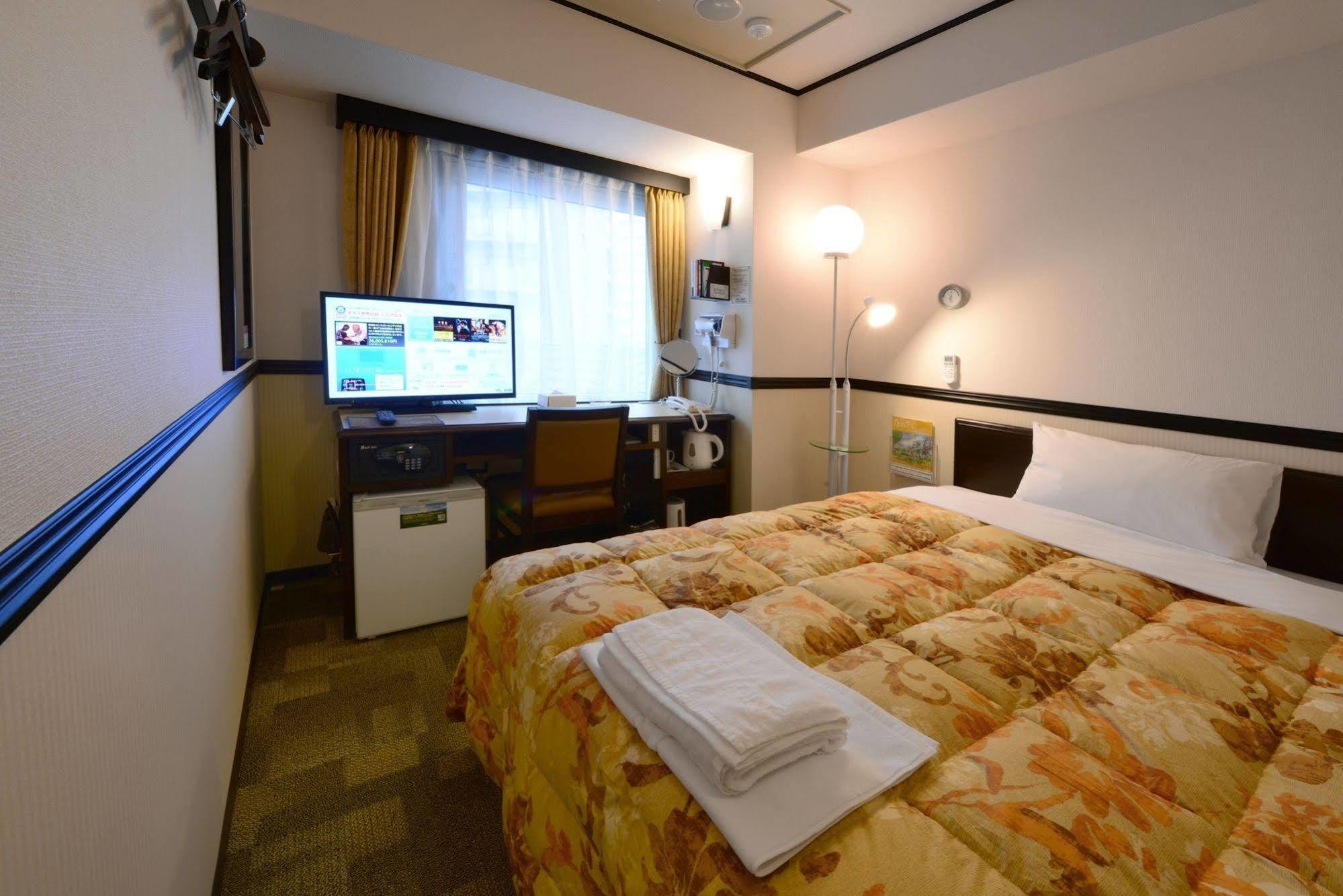 Toyoko Inn Tokyo Yamanote Sen Otsuka Eki Kita Guchi No 2 Zewnętrze zdjęcie